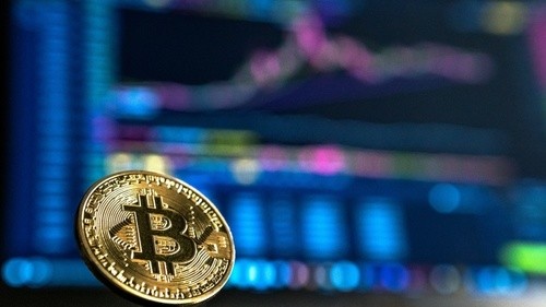 Bitcoin Rises as Cooler Inflation Revives Rate Cut Hopes