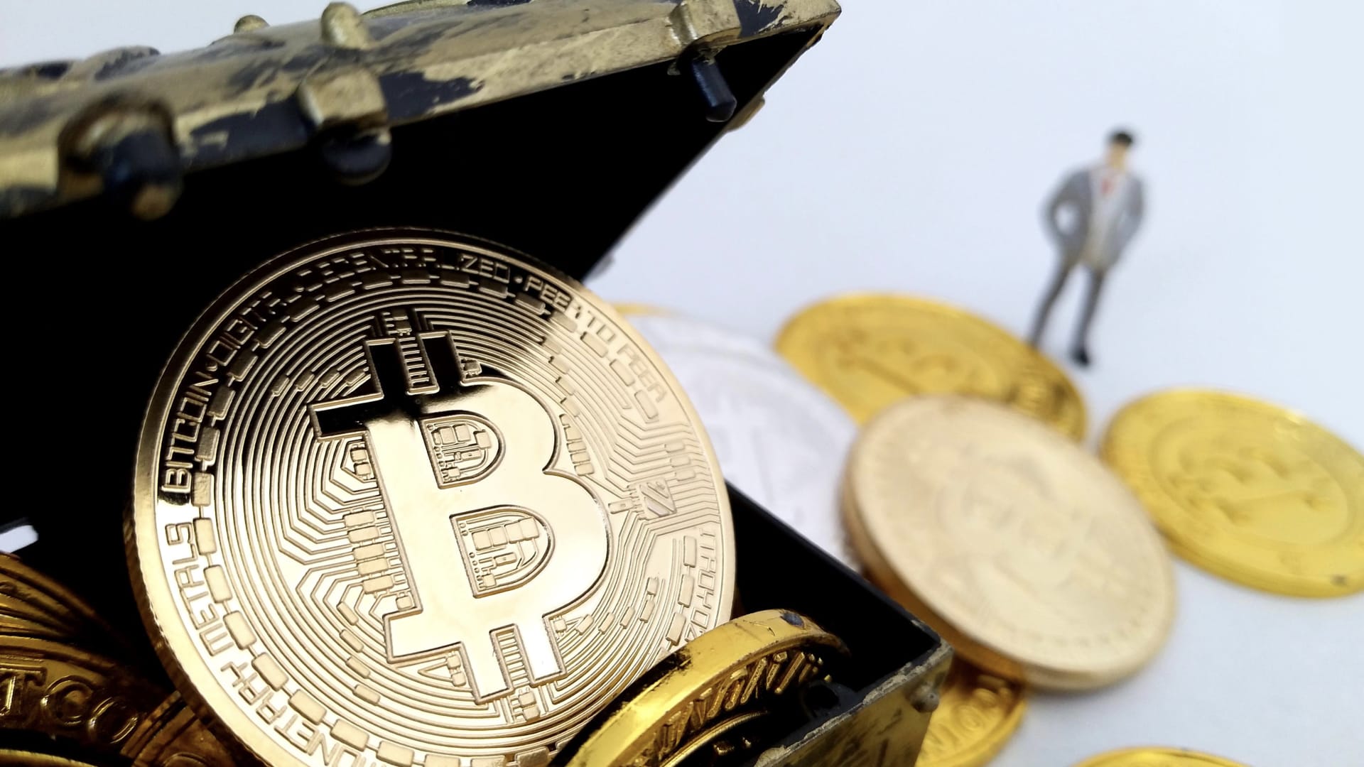 Germany Holds $2 Billion in Bitcoin (BTC). It’s Driving Investors Crazy